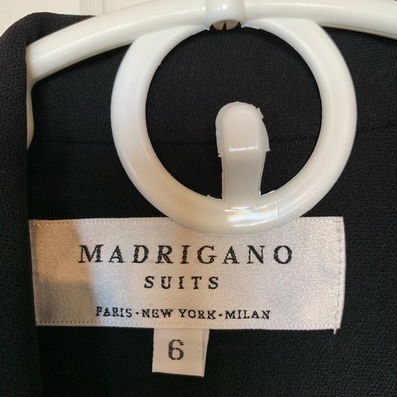 Madrigano Two-Piece Suit - Picture 3 of 5